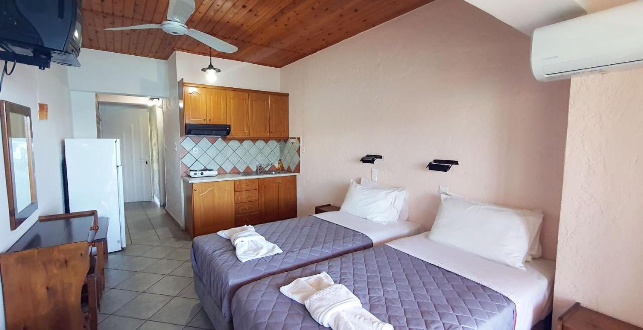 Halikoura Beach Apartments Stoúpa Exterior foto